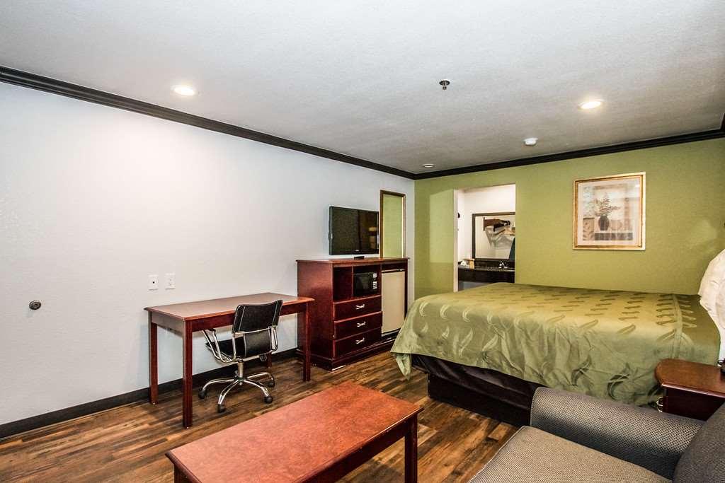 Americas Best Value Inn Fort Worth Room photo