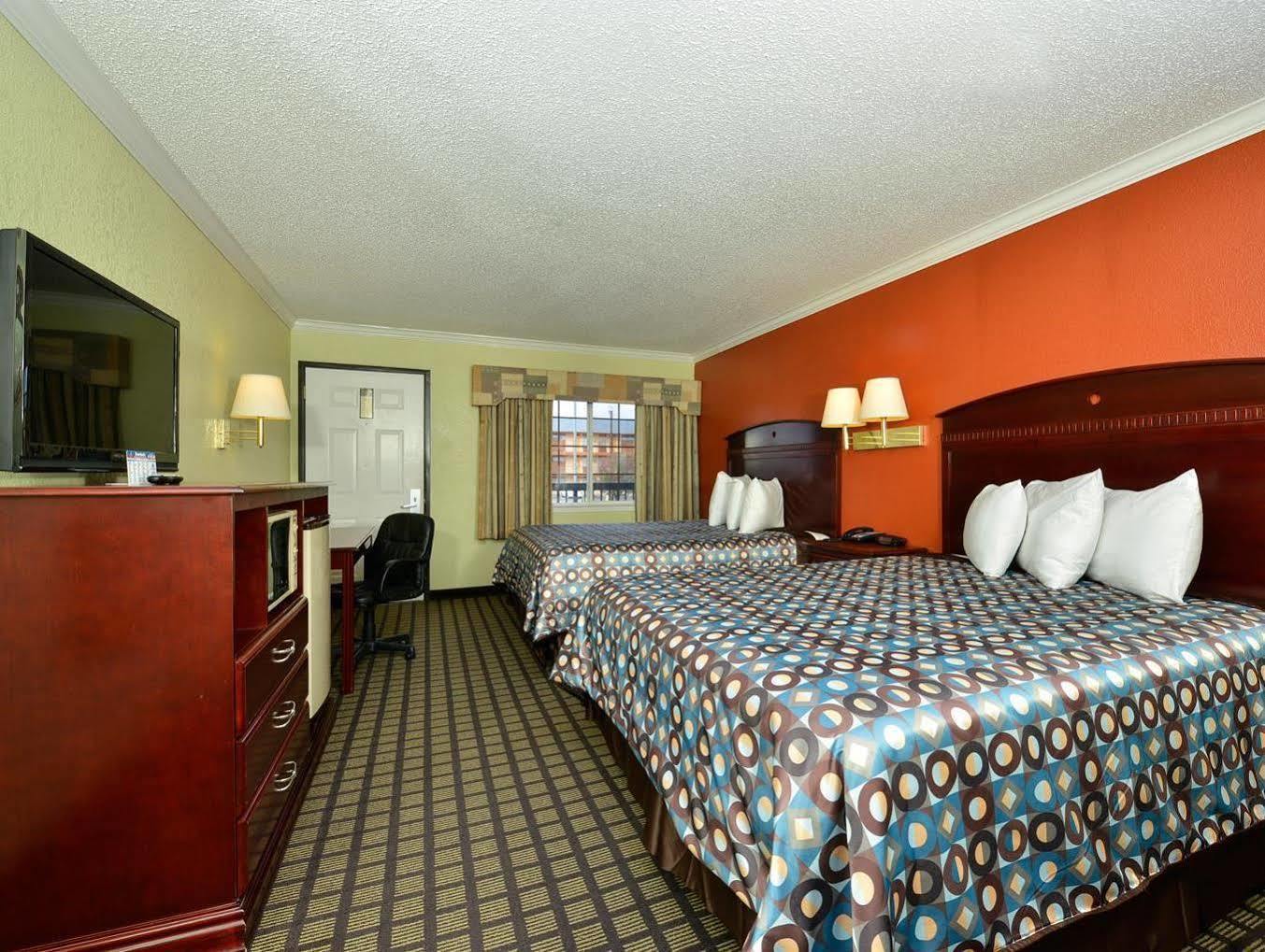 Americas Best Value Inn Fort Worth Exterior photo