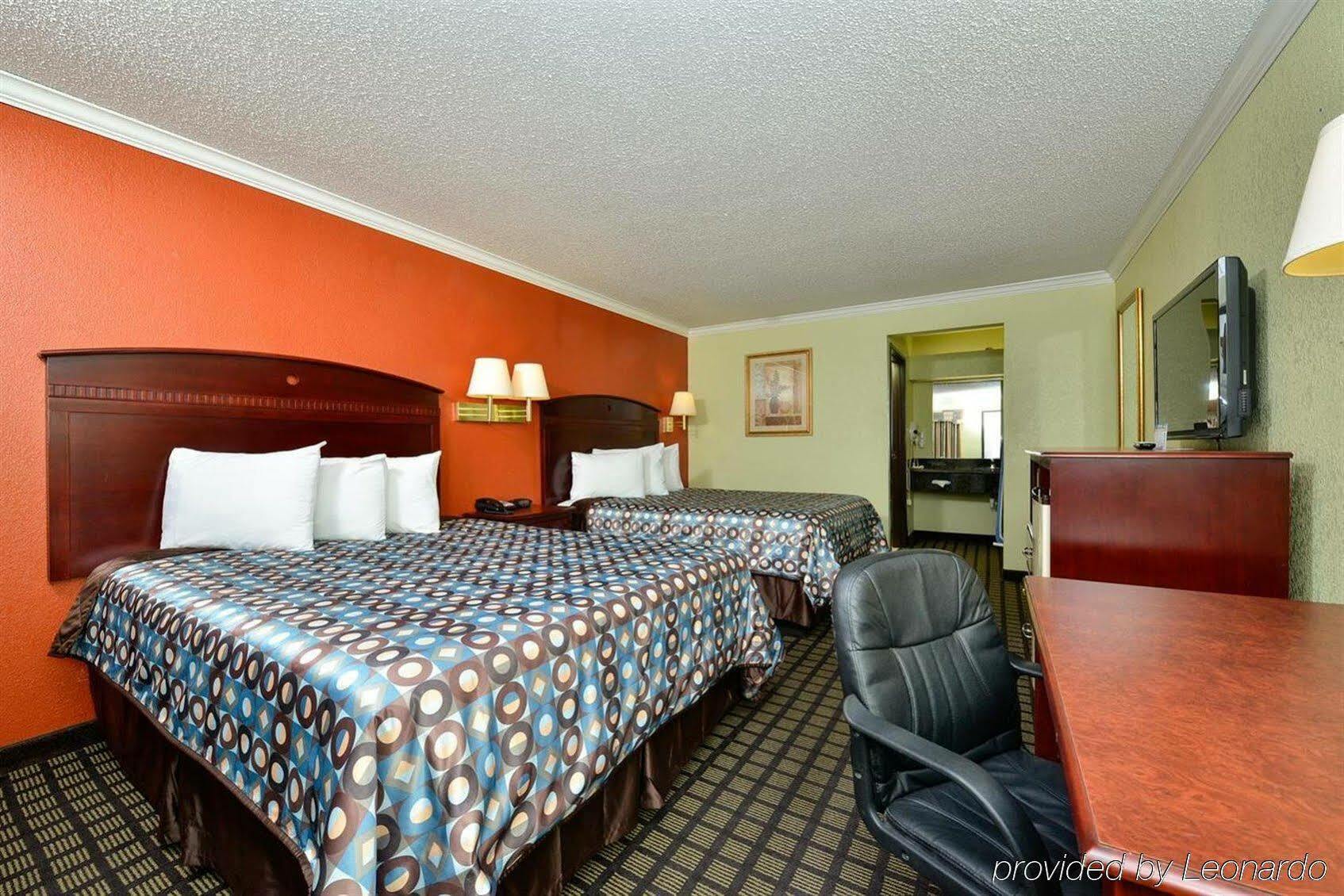 Americas Best Value Inn Fort Worth Exterior photo